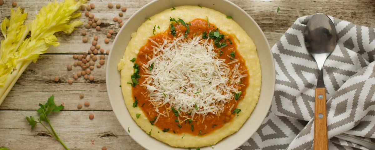 Recipe kit Creamy polenta with lentil bolognese